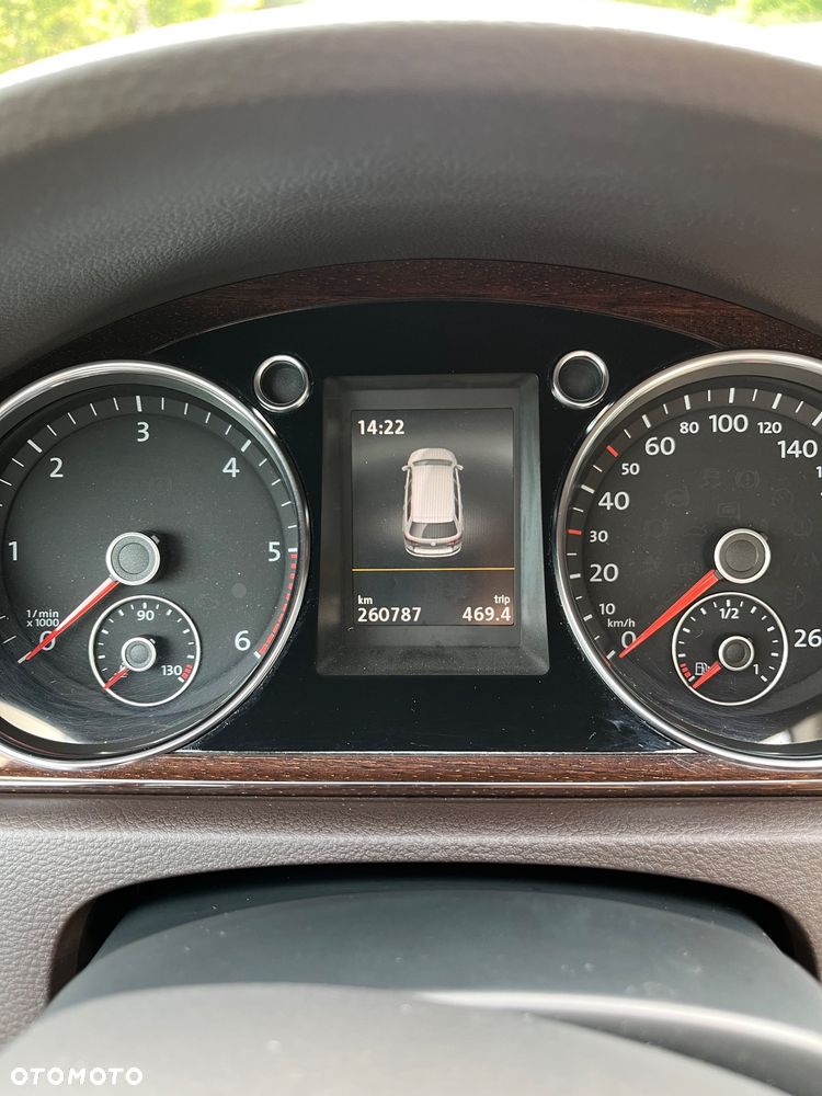Volkswagen Passat 2.0 TDI Highline DSG - 7
