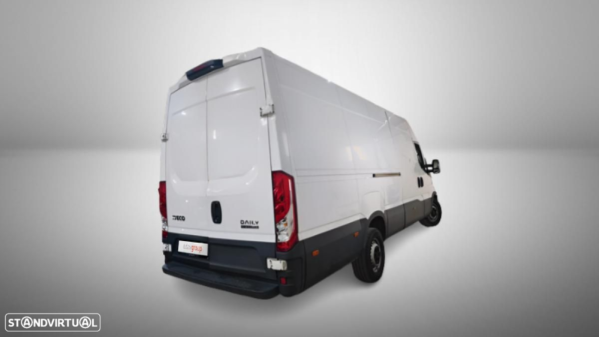 Iveco Daily 35S16V 4100 L4 c/IVA C/AUTOMATICA - 2
