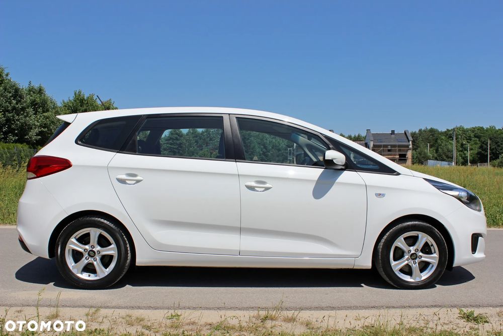 Kia Carens 1.7 CRDi 115 Dream Team Edition - 3