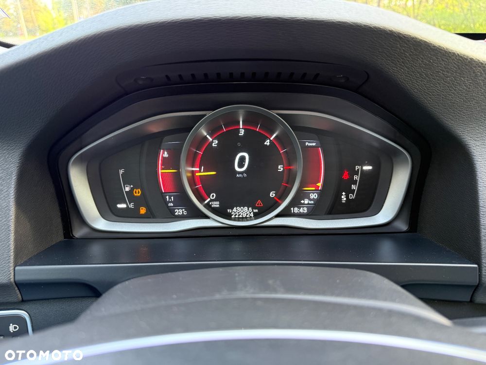 Volvo V60 D3 Drive-E Kinetic - 29