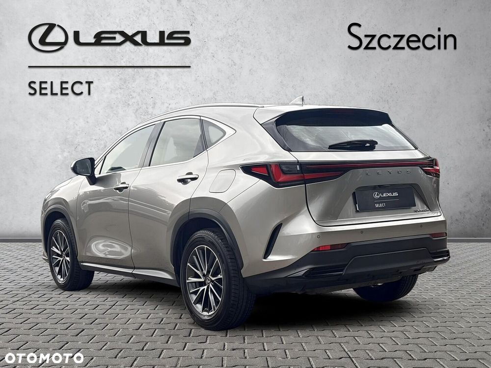 Lexus NX 350h Elegance AWD - 3