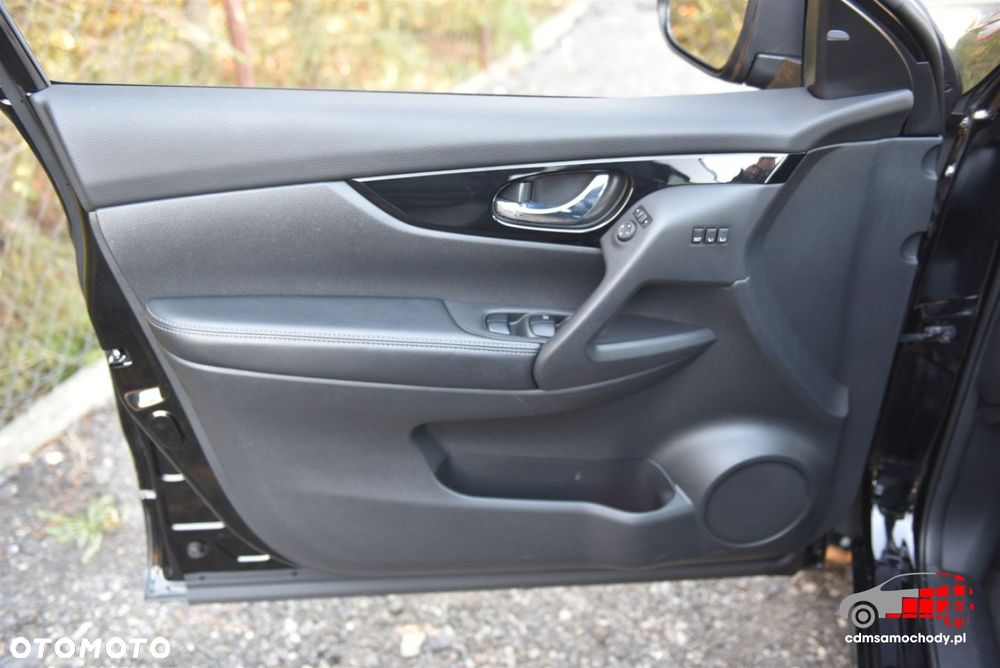 Nissan Rogue - 14