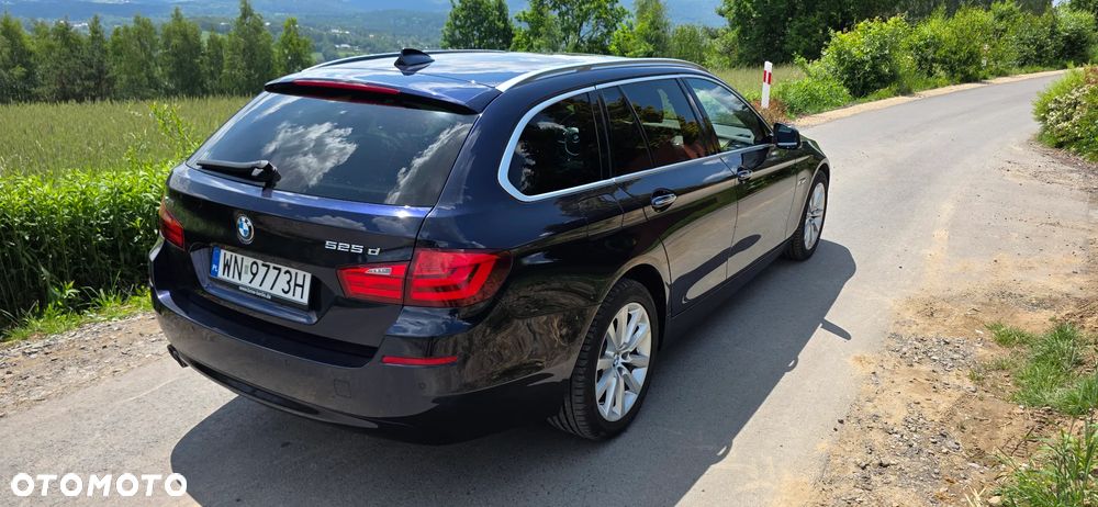 BMW Seria 5 525d xDrive Luxury Line - 4