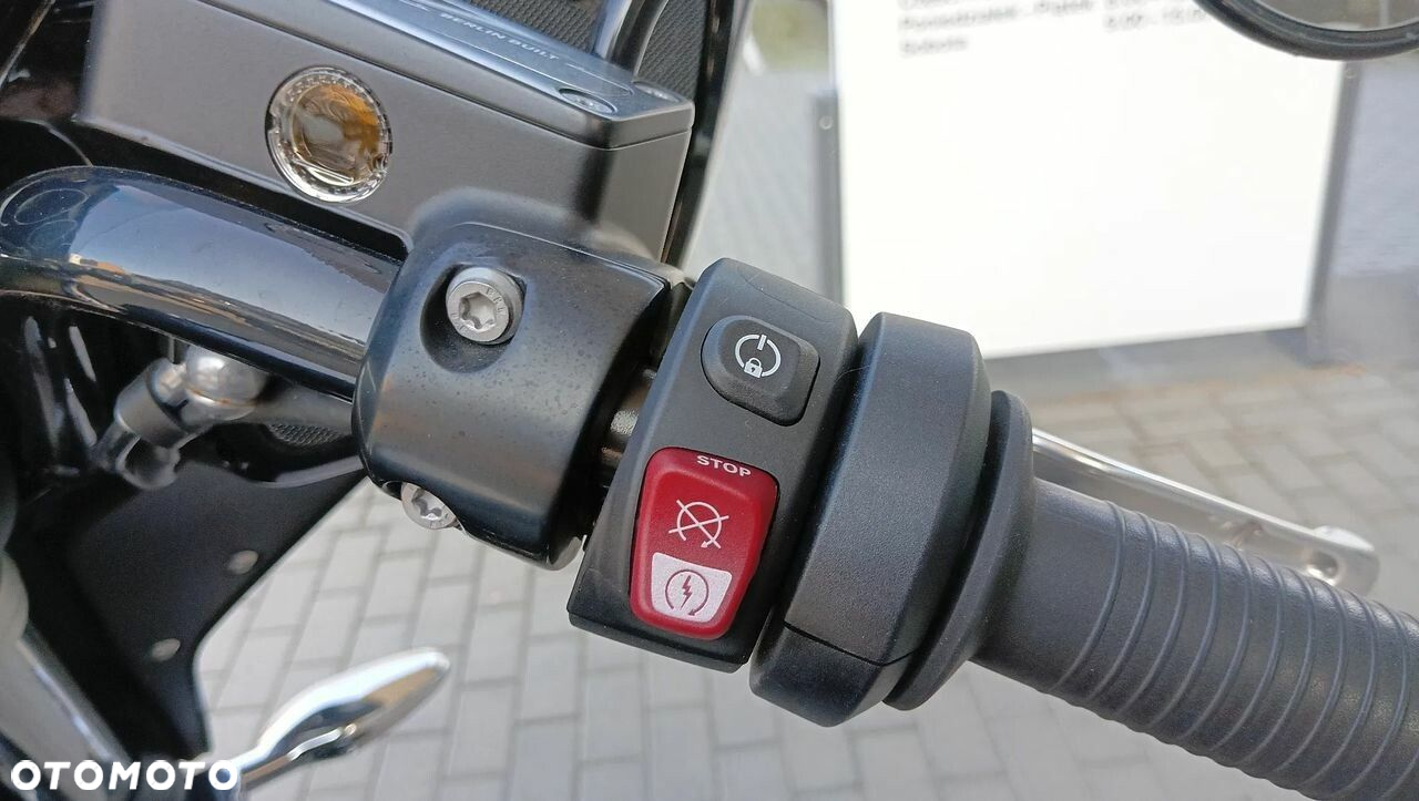 BMW R - 11