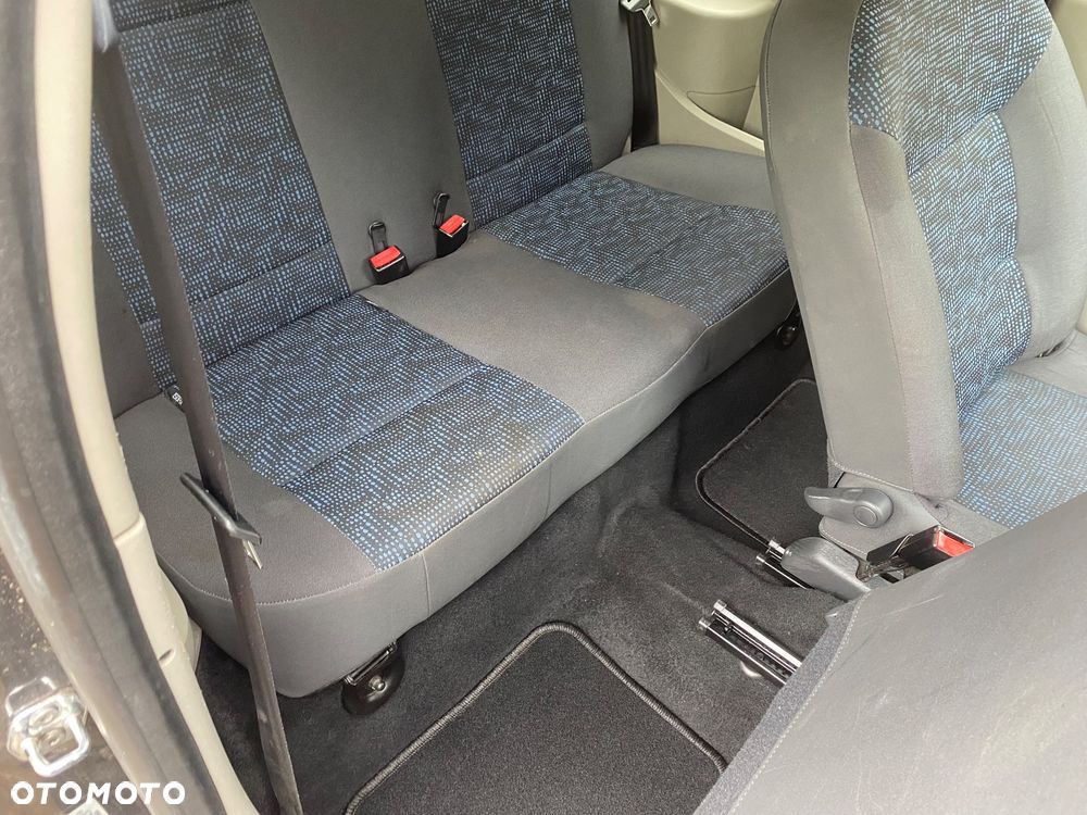 Renault Twingo 1.2 60 Authentique - 29