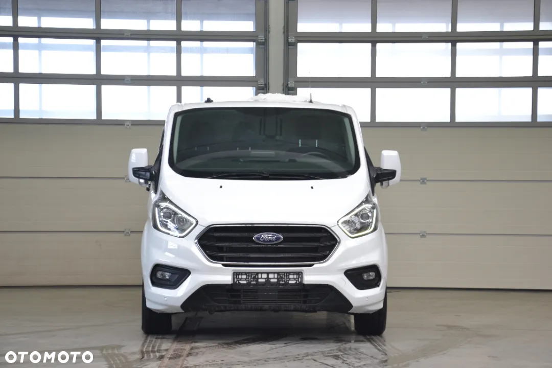 Ford Custom - 2