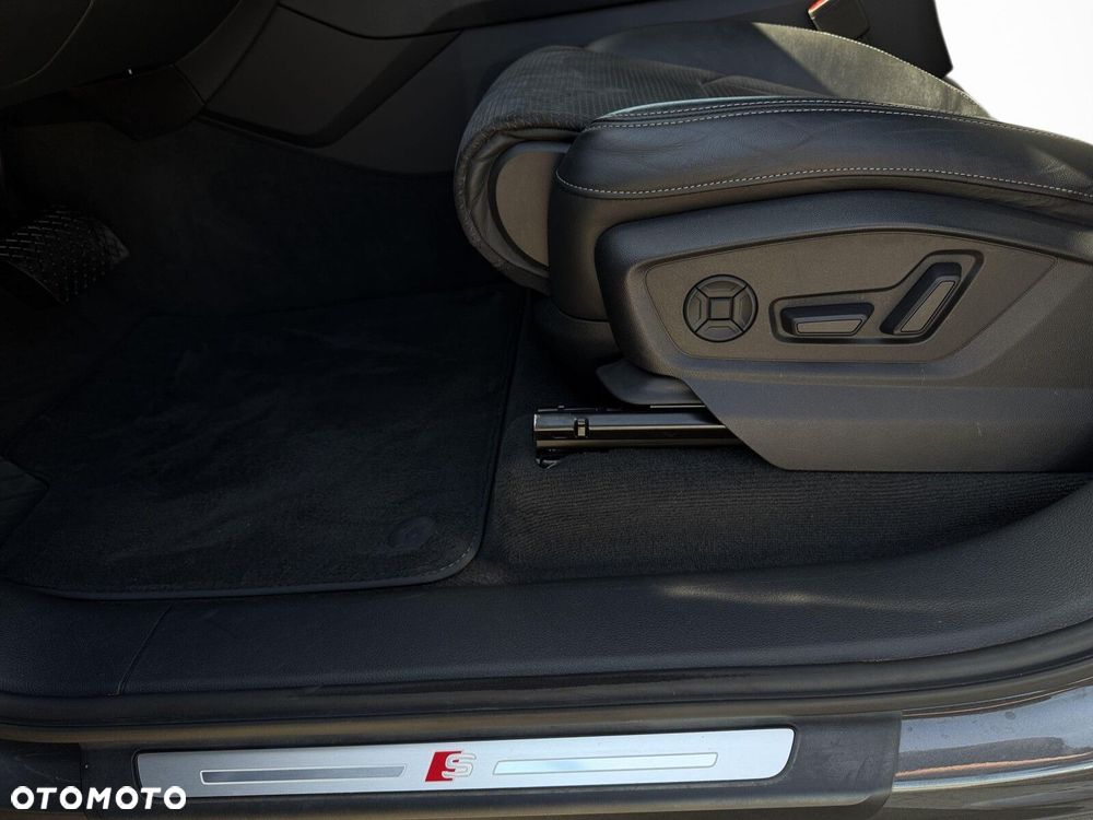 Audi Q7 - 13