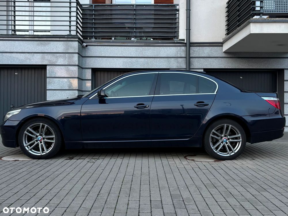 BMW Seria 5 520d Special Edition - 2
