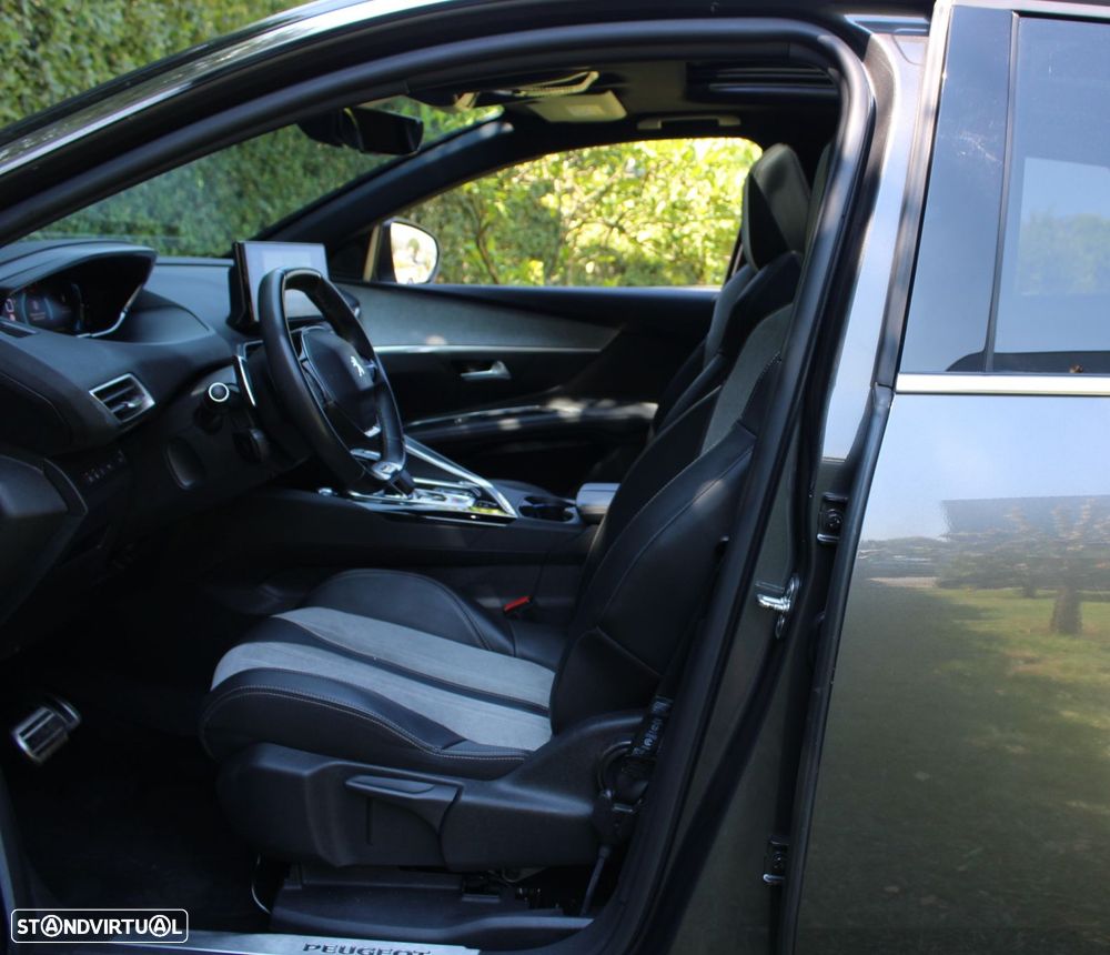 Peugeot 3008 1.6 Hybrid4 GT e-EAT8 - 19