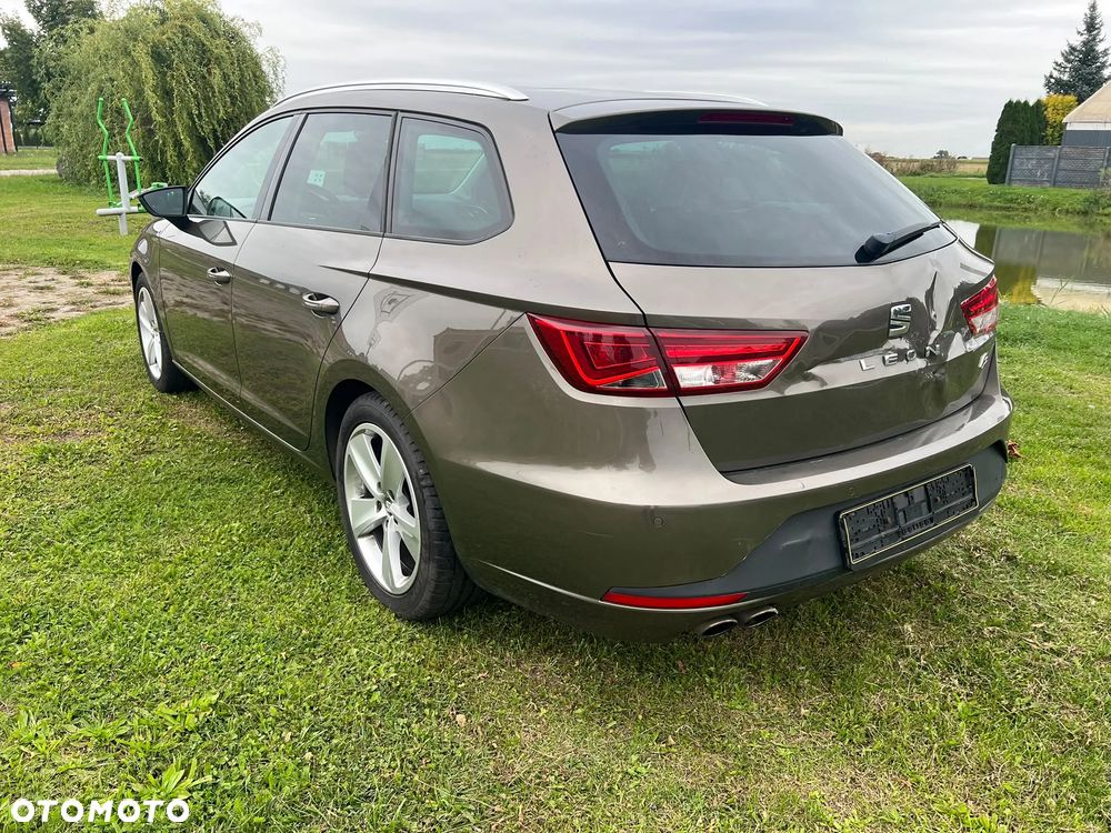 Seat Leon 1.4 EcoTSI FR Black S&S - 11