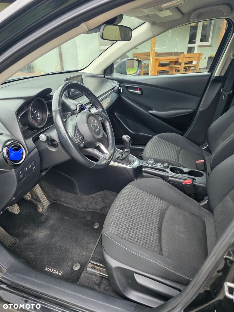 Mazda 2 - 7