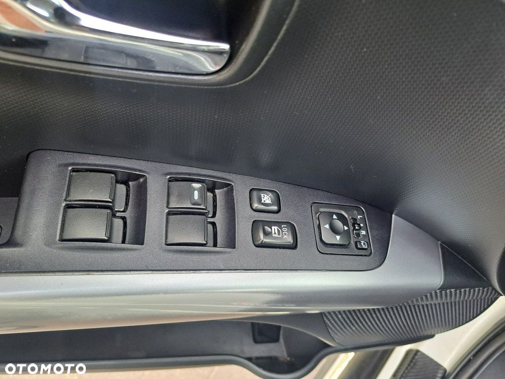 Mitsubishi Outlander - 15