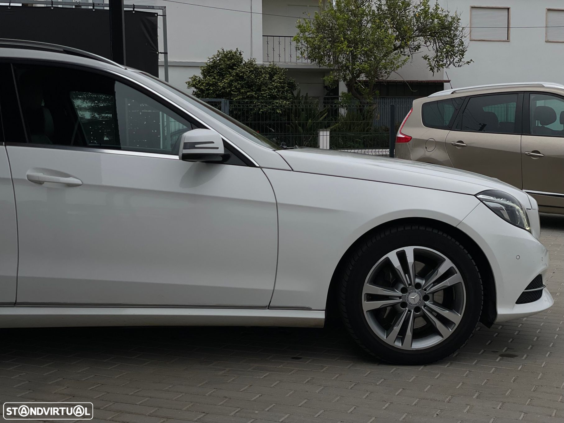 Mercedes-Benz E 250 CDi Avantgarde BlueEfficiency Auto. - 9