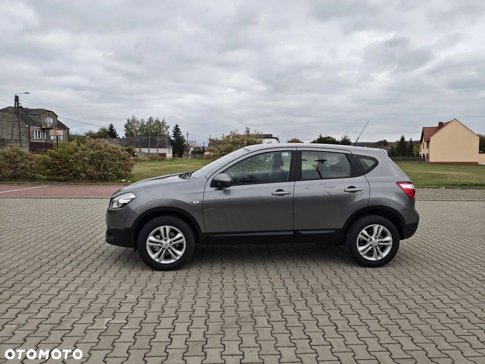 Nissan Qashqai 2012 photo 3