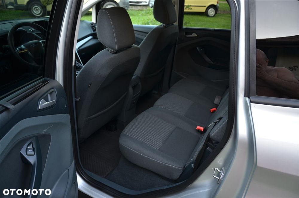 Ford C-MAX - 11