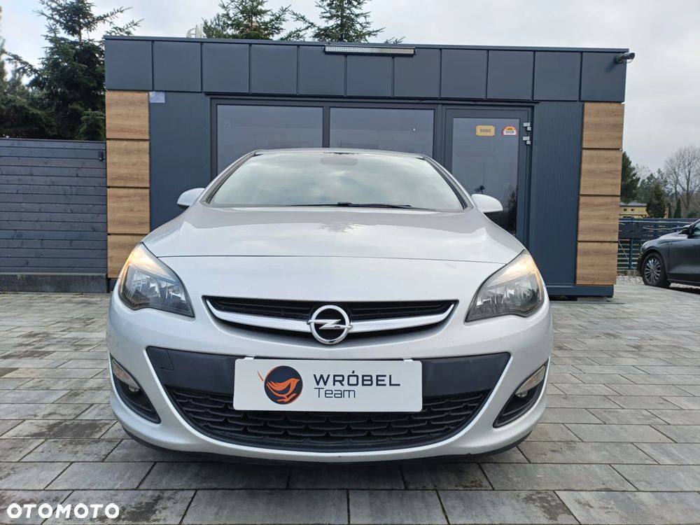 Opel Astra 1.4 Turbo - 4