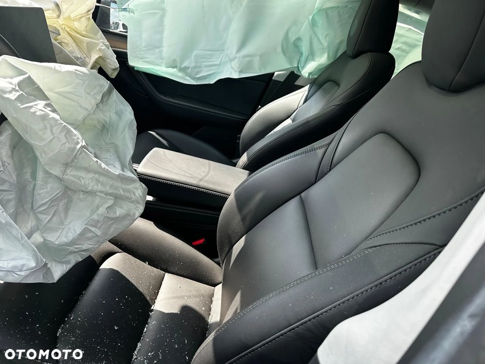 Tesla Y Model Long Range Dual Motor AWD - 5