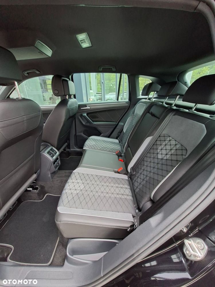 Volkswagen Tiguan - 14