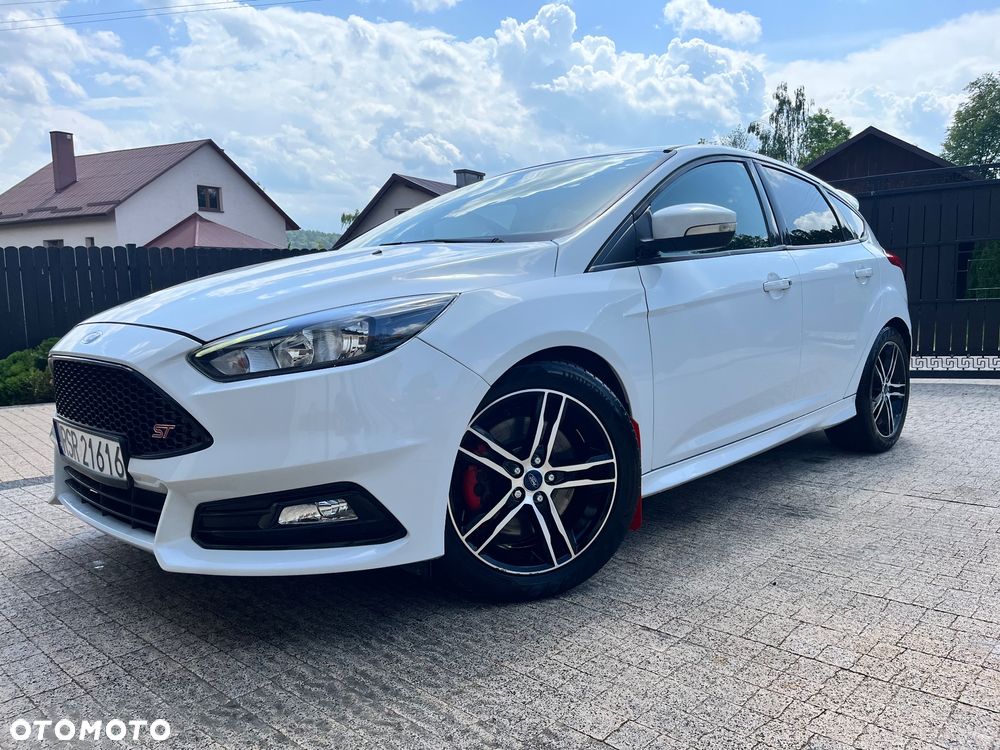 Ford Focus 2.0 EcoBoost ST - 1
