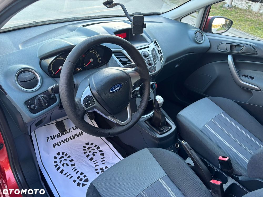Ford Fiesta 1.25 Champions Edition - 17