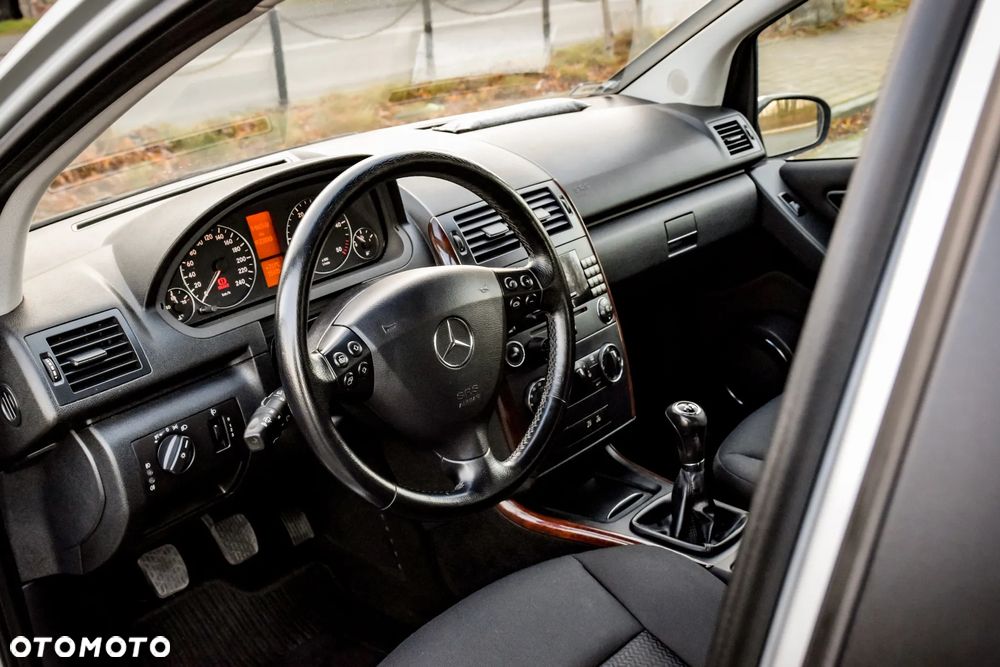 Mercedes-Benz Klasa A 180 CDI Elegance - 19