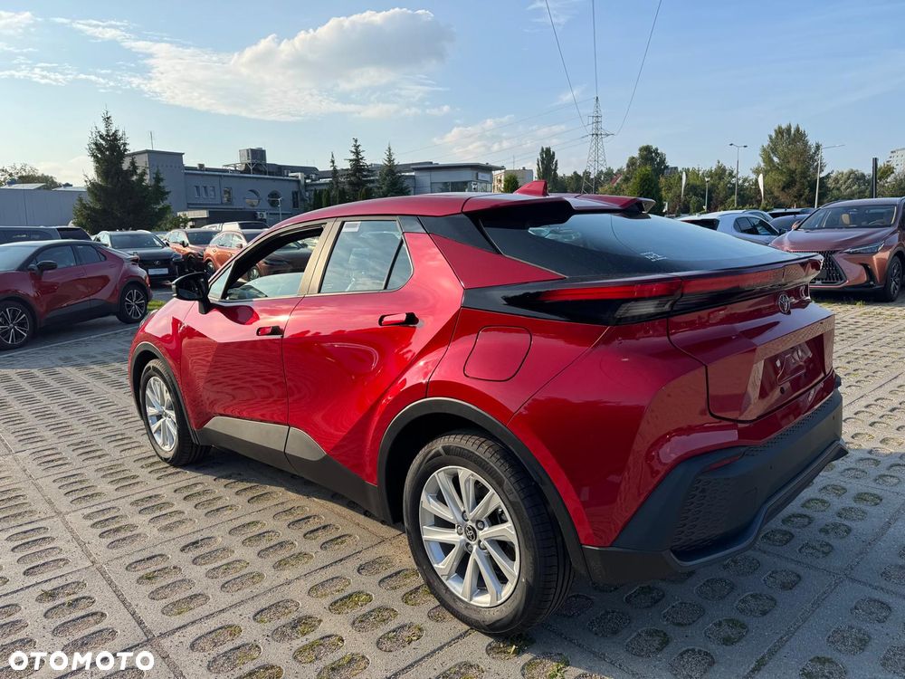 Toyota C-HR - 7