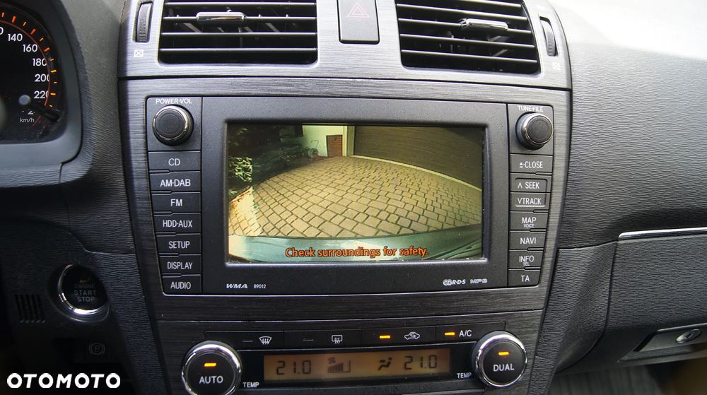 Toyota Avensis - 20