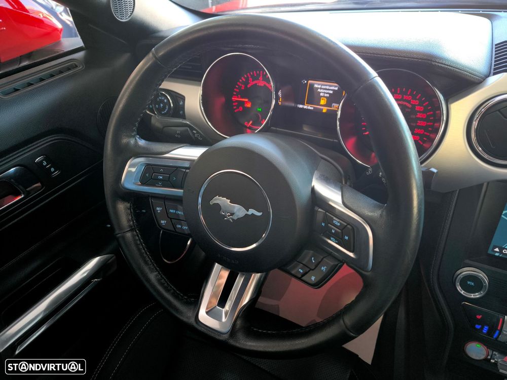 Ford Mustang 2.3i EcoBoost - 19