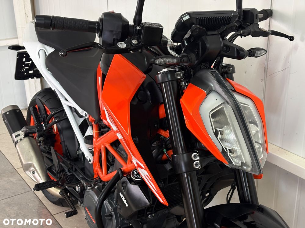 KTM Duke 390 - 13