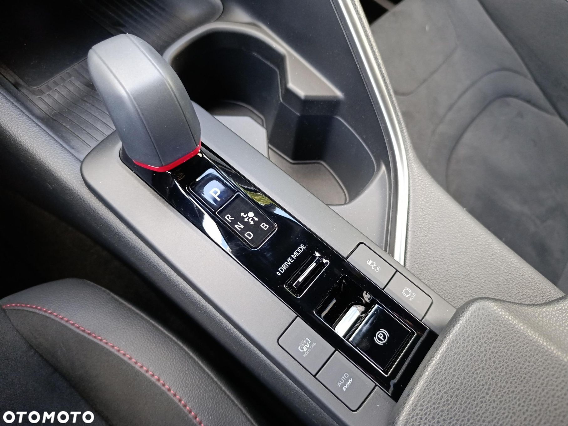 Toyota C-HR - 20
