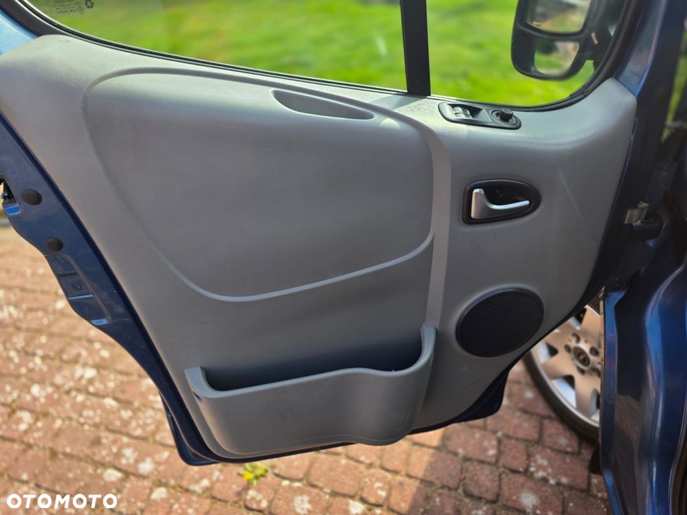 Opel Vivaro L1H1 2.9t - 15