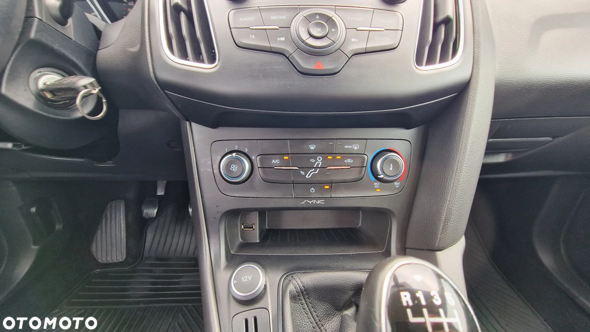 Ford Focus 1.5 TDCi SYNC Edition ASS - 19