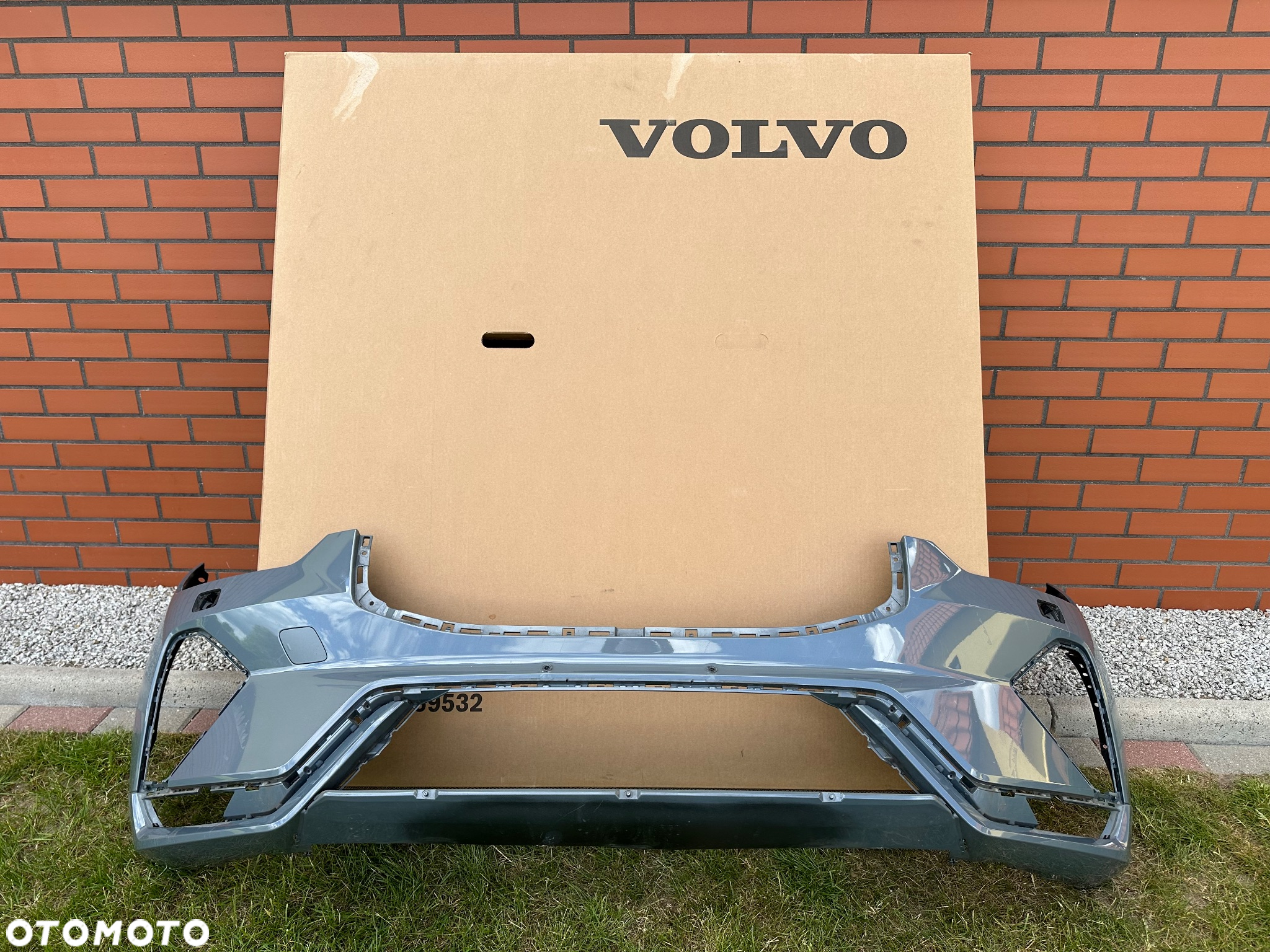Zderzak tylny i przedni Volvo XC60 2023 – Thunder Grey - 2