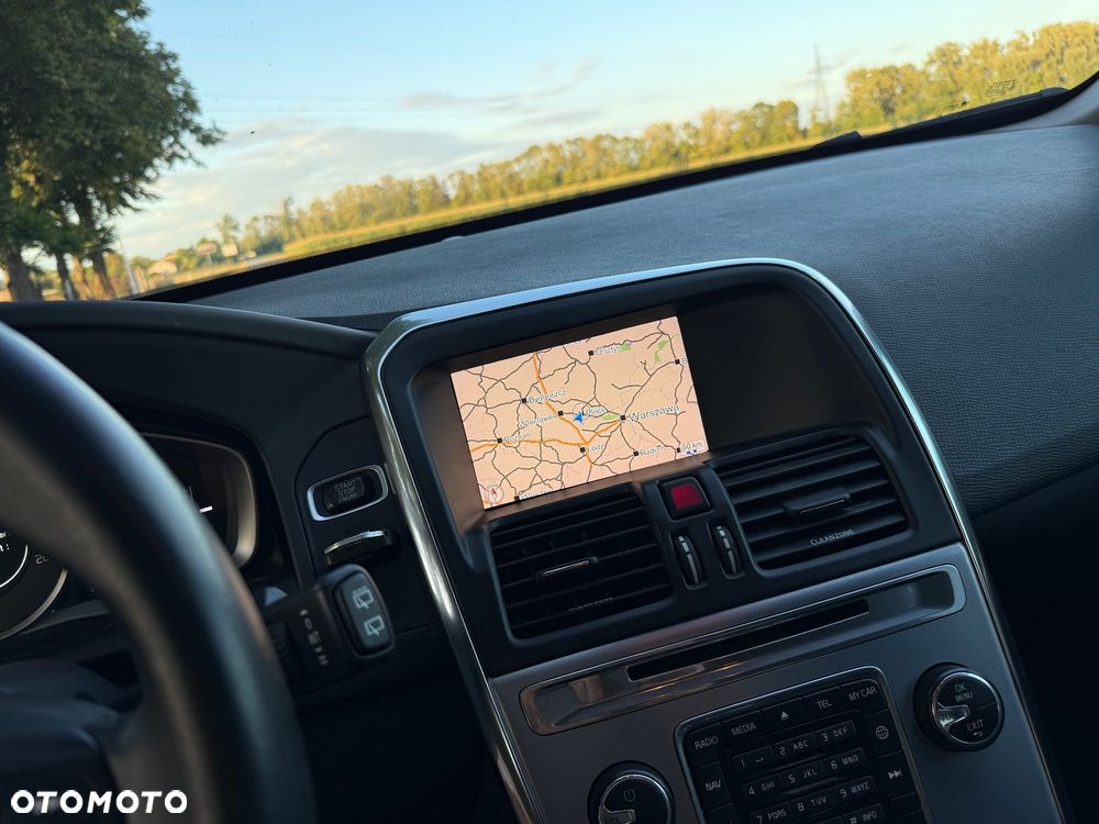 Volvo XC 60 D3 Momentum - 13