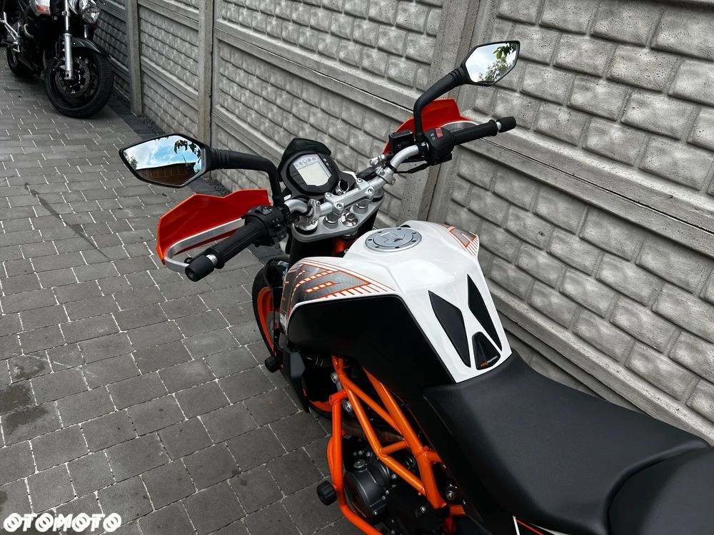 KTM Duke - 18