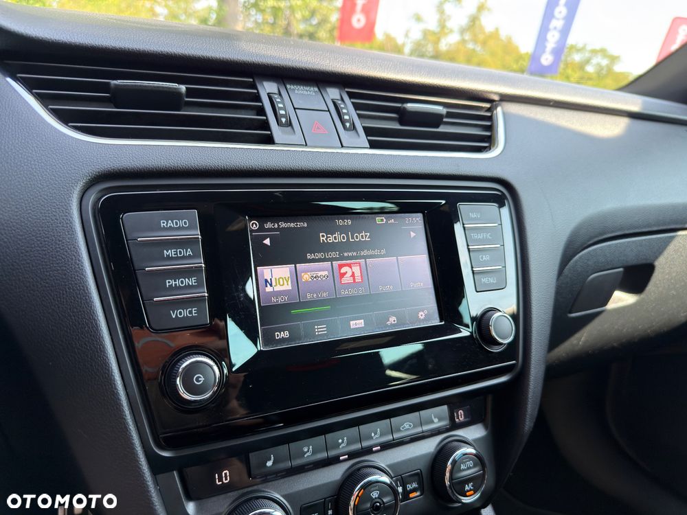 Skoda Octavia 2.0 TDI RS DSG - 22