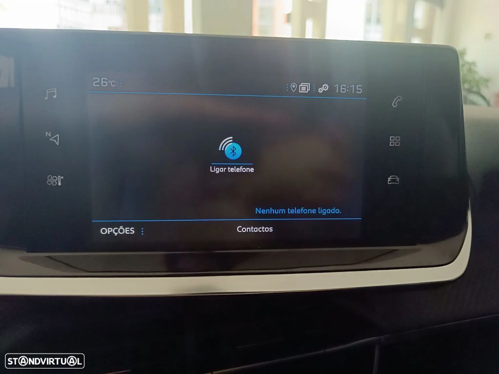 Peugeot 2008 1.2 PureTech Active — fotografia 42