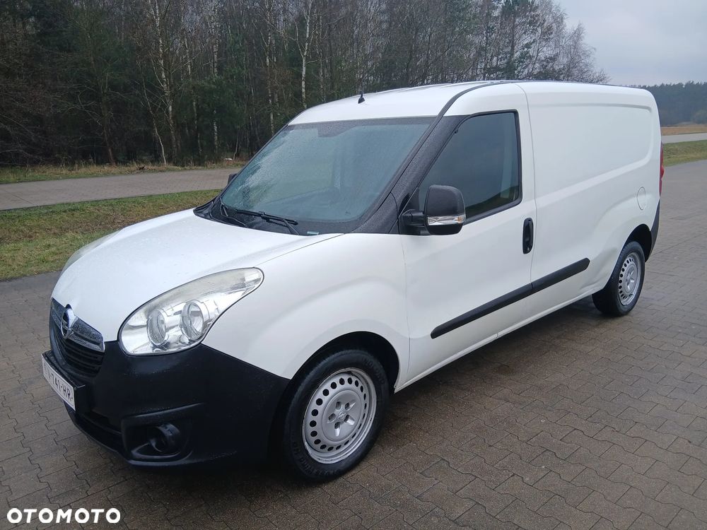 Opel COMBO - 23