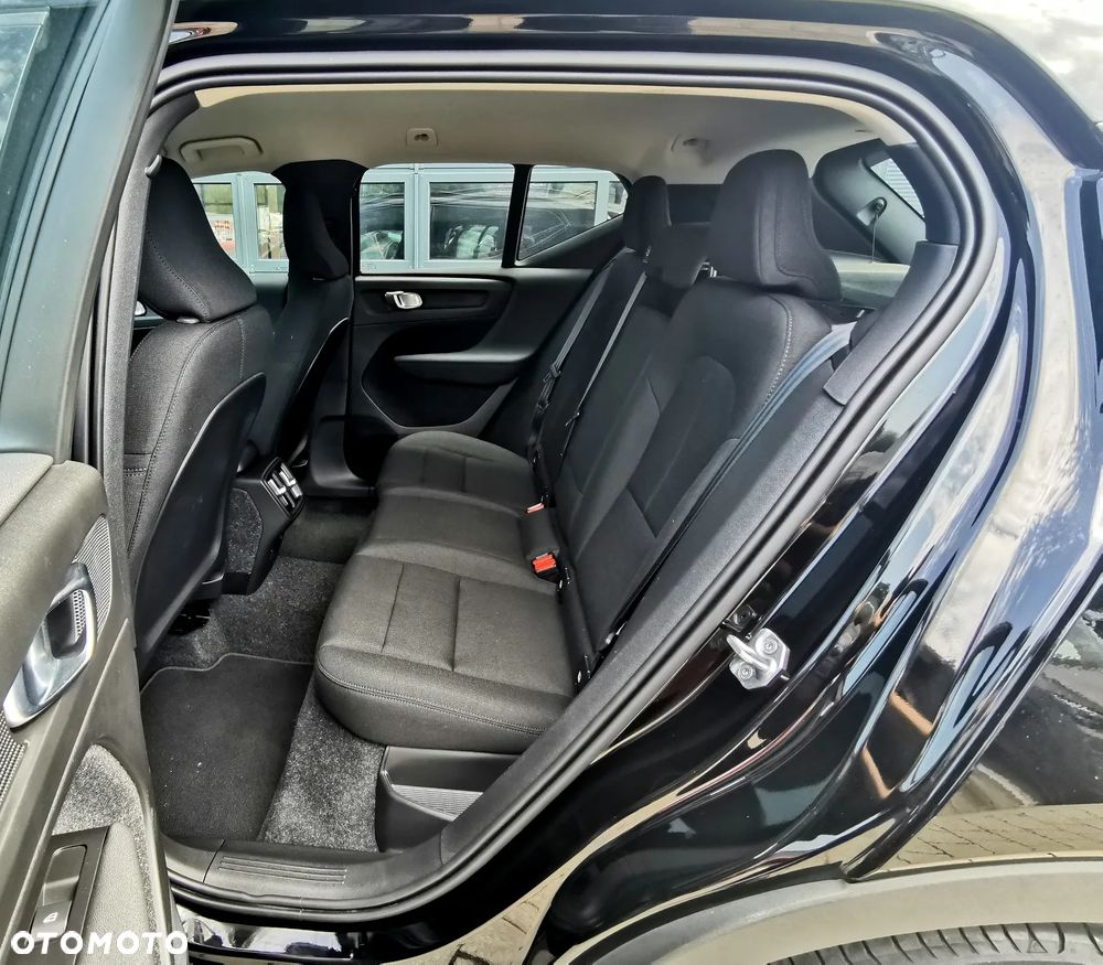 Volvo XC 40 T3 Momentum Core - 9