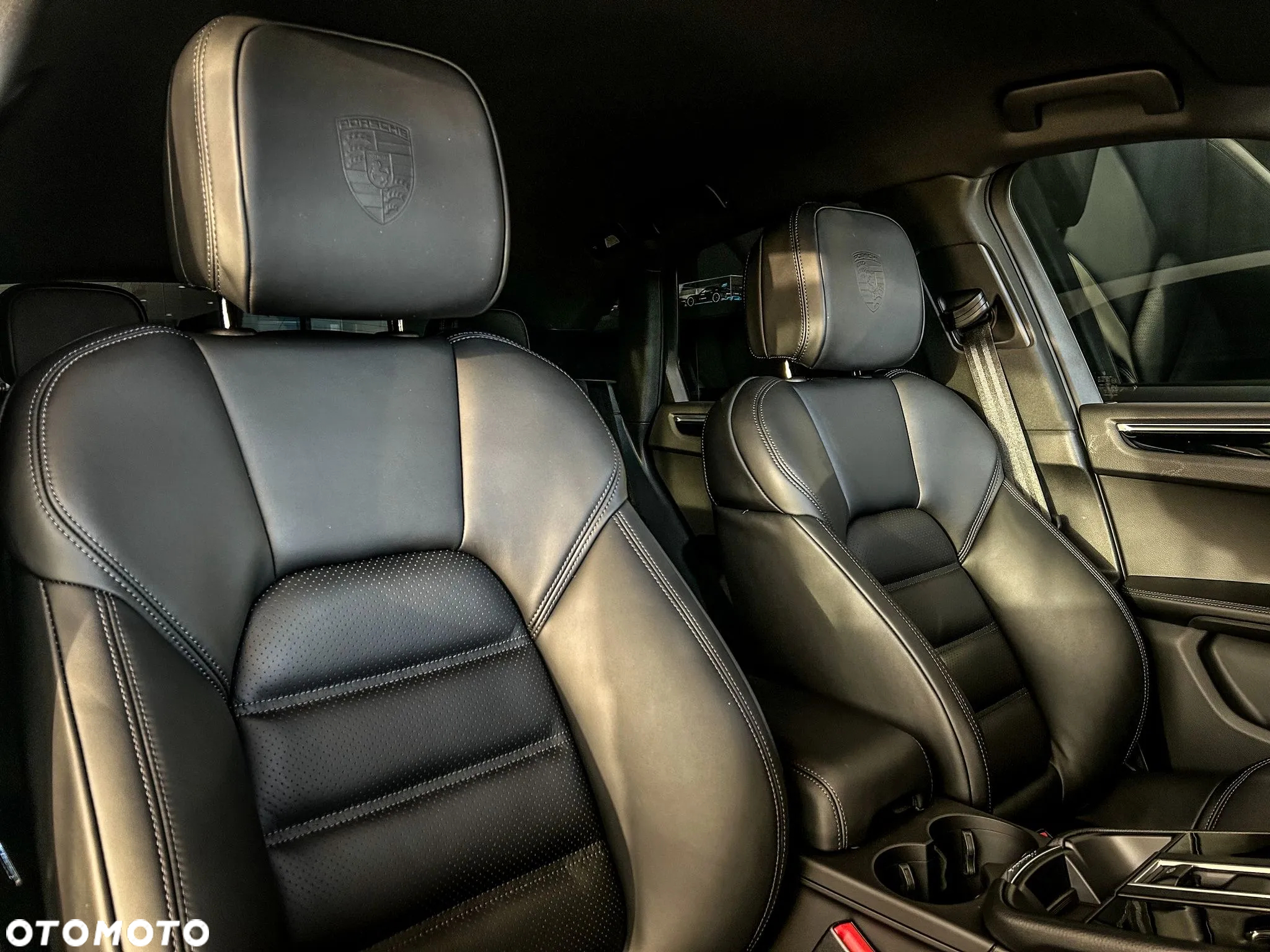 Porsche Macan T - 10