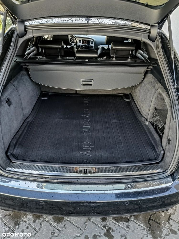 Audi A6 Avant - 32