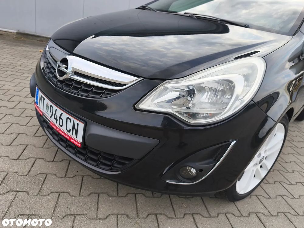 Opel Corsa 1.4 16V Color Edition - 10