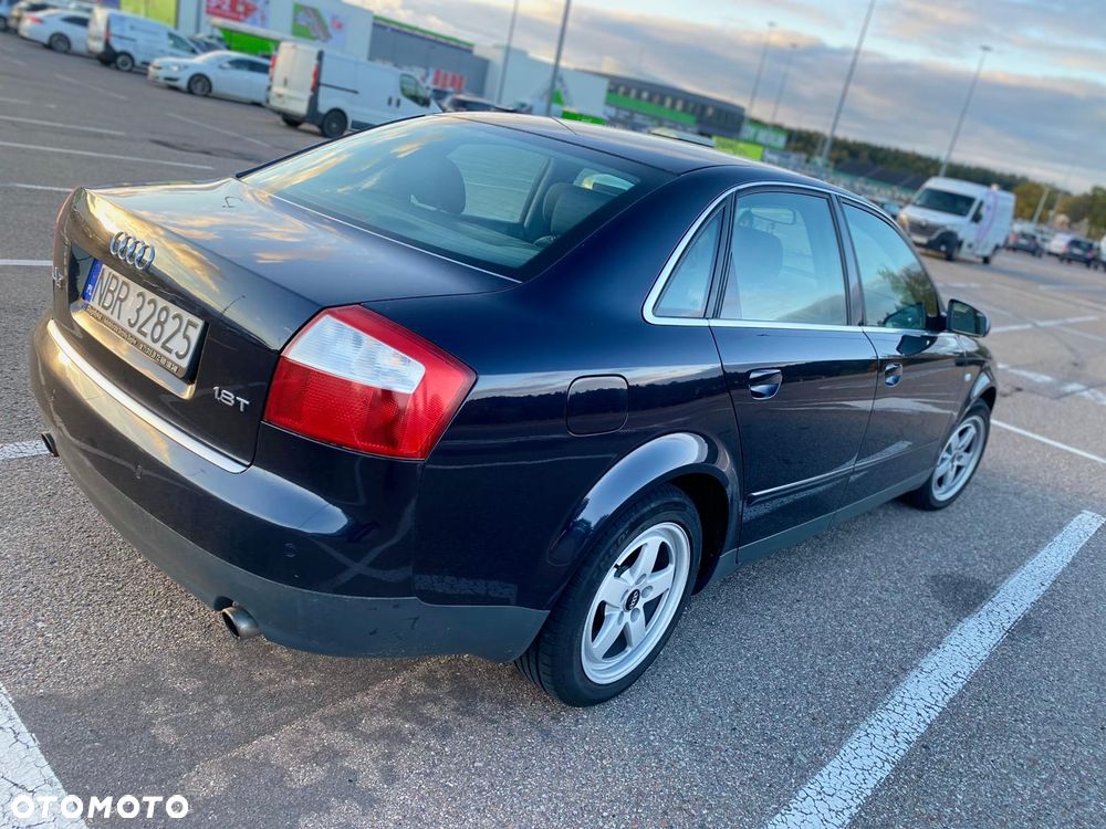 Audi A4 Limousine - 2