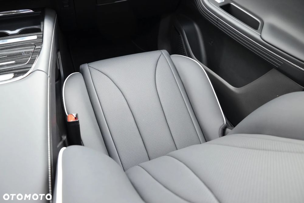 Omoda E5 63.2kWh Premium - 27