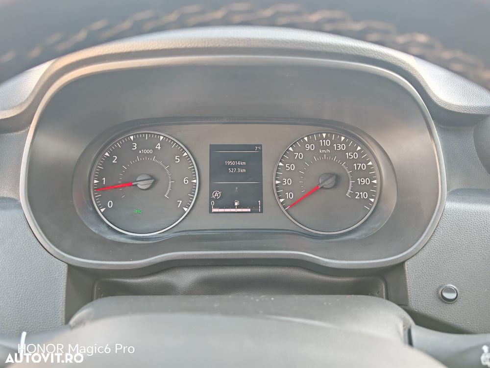 Dacia Duster SCe 115 4x2 Laureate - 6