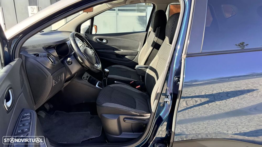 Renault Captur 1.5 dCi Exclusive - 21