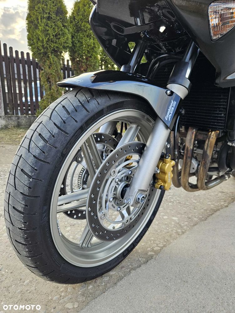 Honda CBF - 9