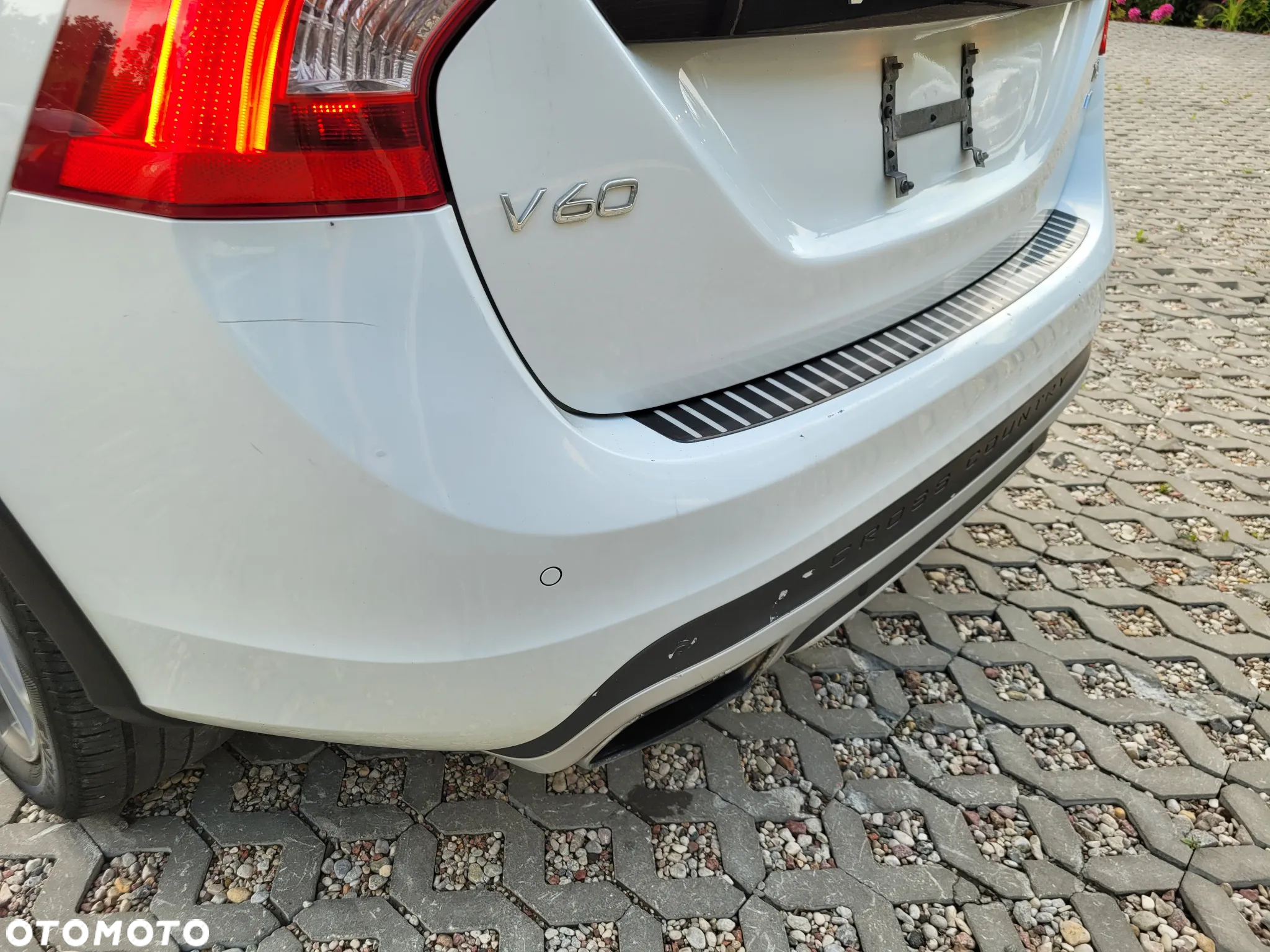 Volvo V60 Cross Country T5 AWD Momentum - 26