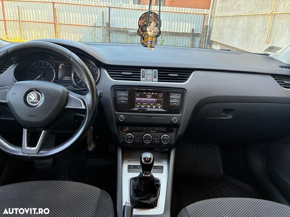 Skoda Octavia 1.6 TDI Ambition - 4