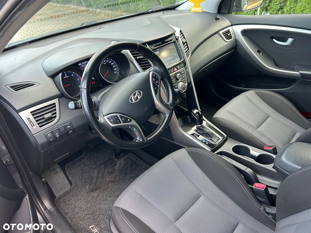 Hyundai i30 1.6 CRDi Fifa World Cup Edition - 14